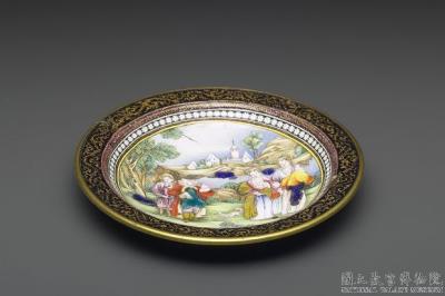 图片[2]-Painted enamel dish decorated with Western figures, Qianlong reign (1736-1795) , Qing dynasty-China Archive